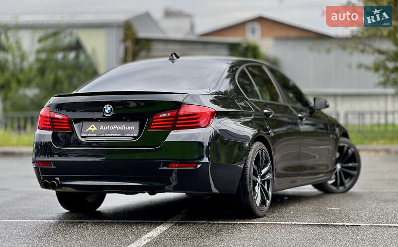 Седан BMW 5 Series 2016 в Киеве