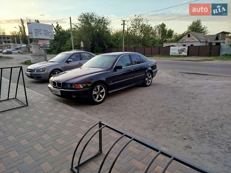 BMW 5 Series 1999 BMW 5 Series 1999