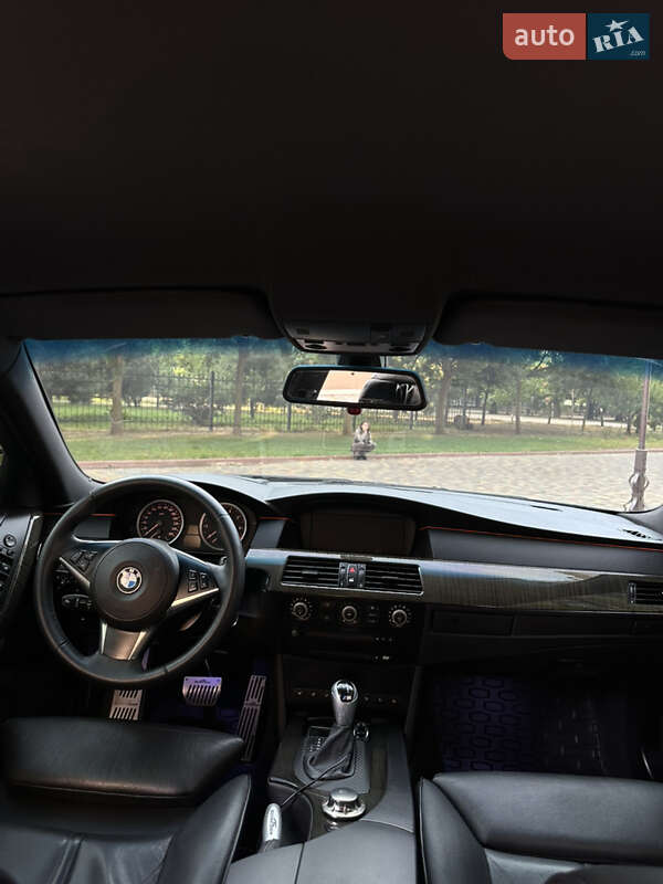 Седан BMW 5 Series 2004 в Одессе