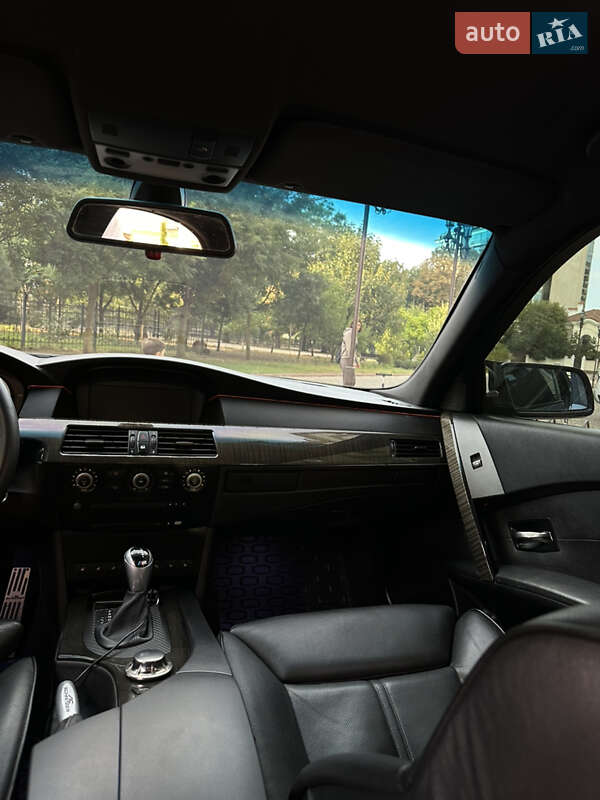 Седан BMW 5 Series 2004 в Одессе