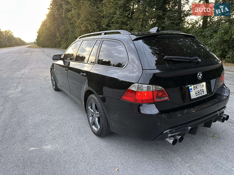 Універсал BMW 5 Series 2004 в Рівному