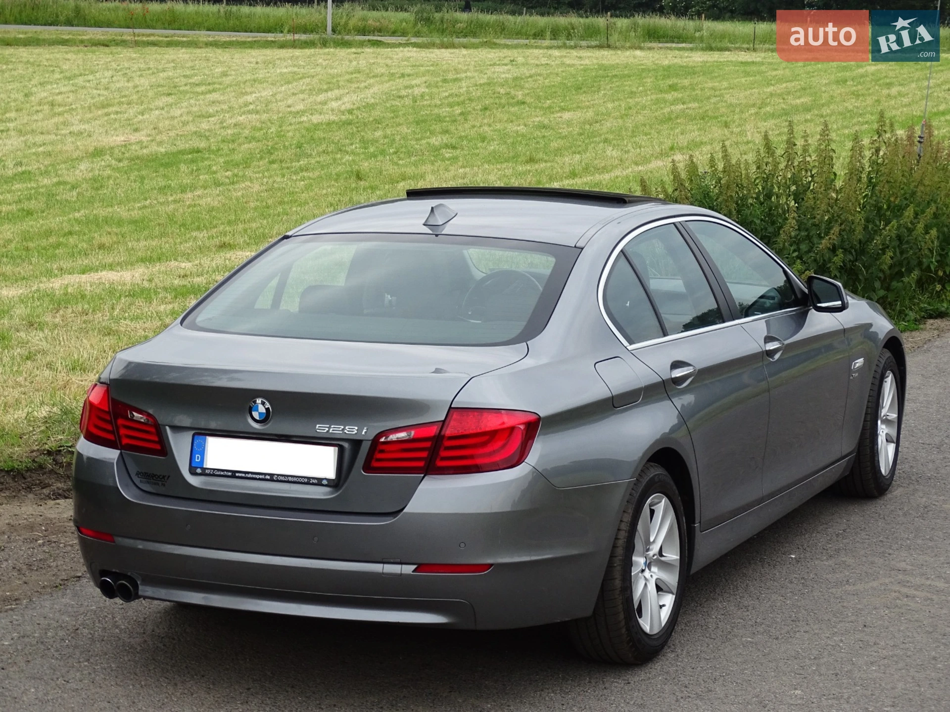 2011 BMW 5er - мініатюра 13