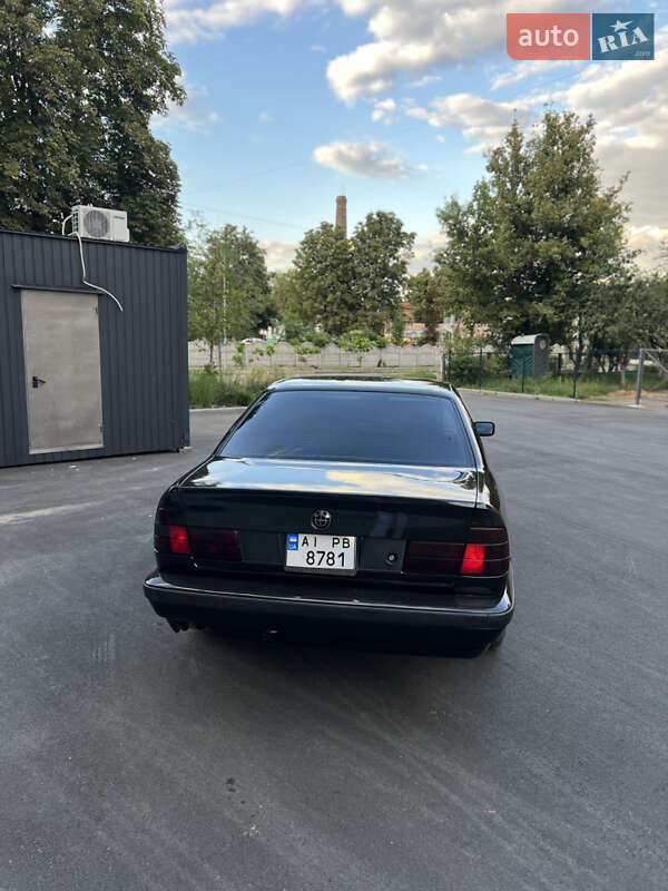 Седан BMW 5 Series 1994 в Фастові