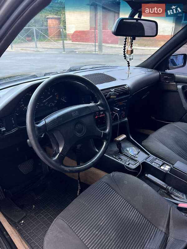 Седан BMW 5 Series 1994 в Фастові