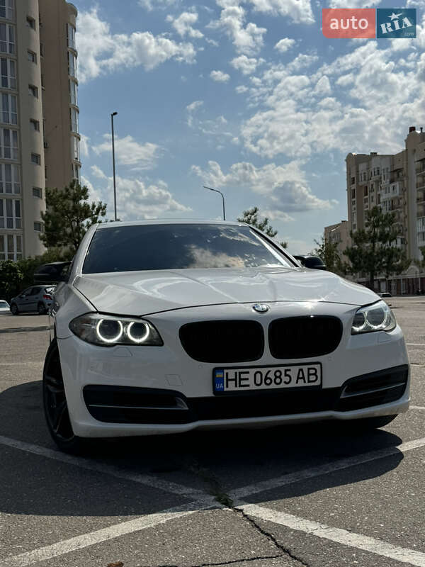 BMW 5 Series 2013 BMW 5 Series 2013