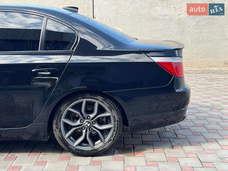 Седан BMW 5 Series 2008 в Запоріжжі
