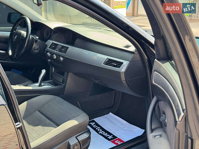 Седан BMW 5 Series 2008 в Запоріжжі