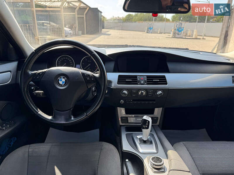 Седан BMW 5 Series 2008 в Запоріжжі