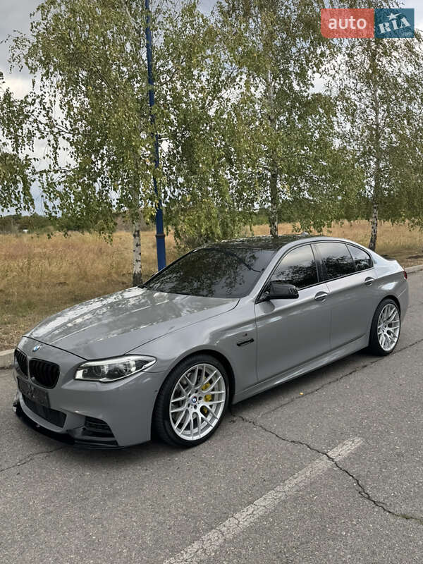 Седан BMW 5 Series 2013 в Запоріжжі