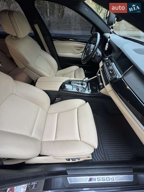 Седан BMW 5 Series 2013 в Запоріжжі