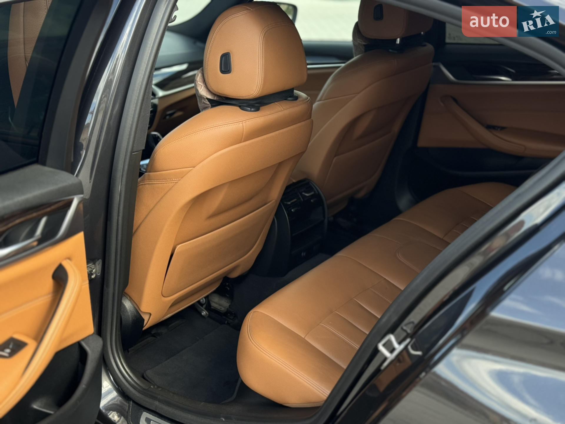 2017 BMW 5er - мініатюра 18