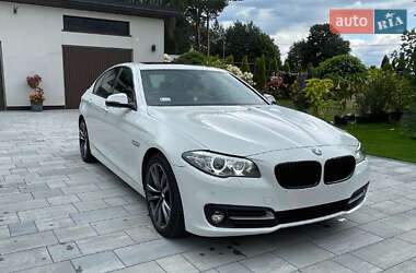 Седан BMW 5 Series 2016 в Львове