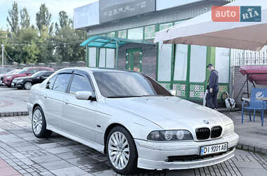 Седан BMW 5 Series 2001 в Киеве
