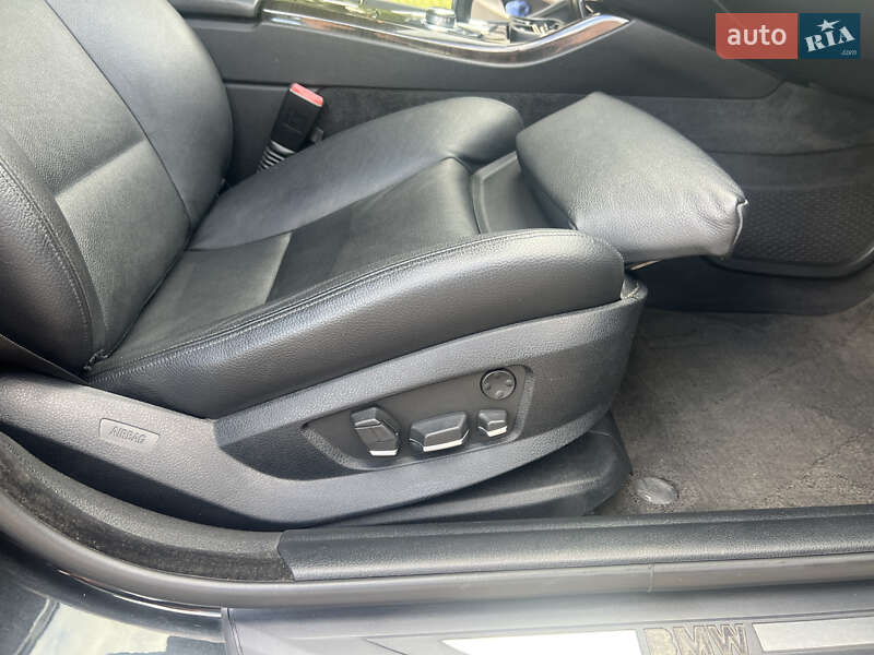 Седан BMW 5 Series 2011 в Конотопе