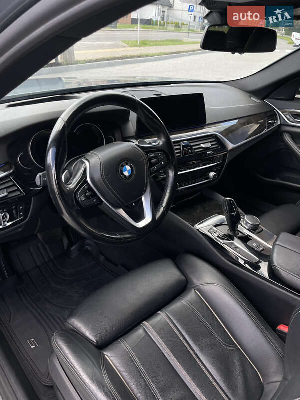 Седан BMW 5 Series 2017 в Львове фото 13 Седан BMW 5 Series 2017 в Львове