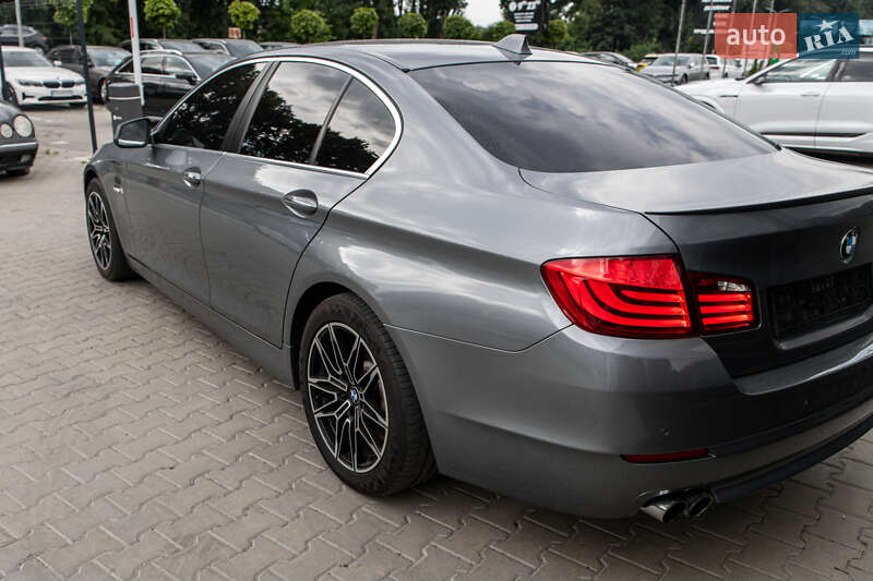 Седан BMW 5 Series 2011 в Львові