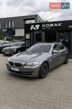 Седан BMW 5 Series 2011 в Львові