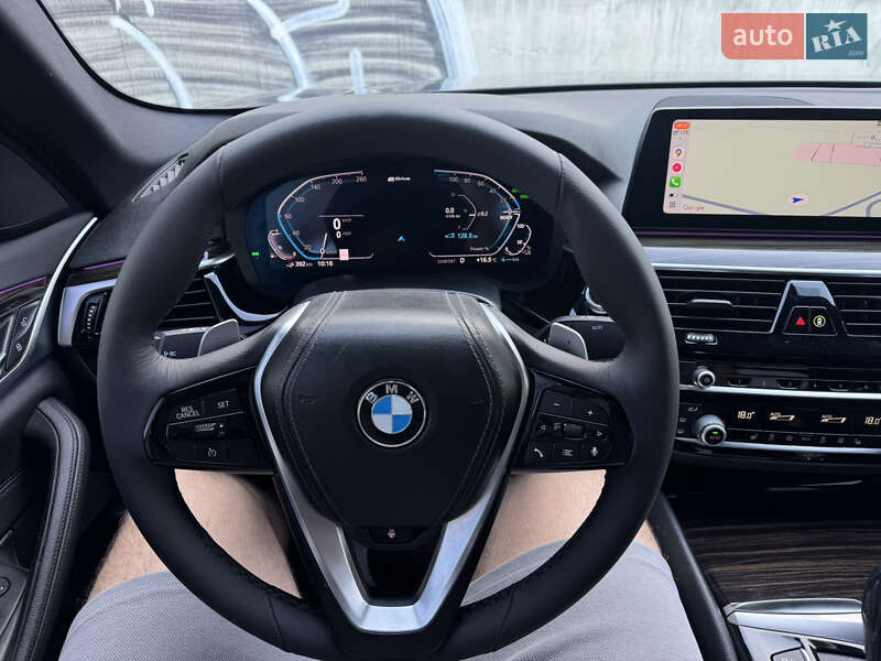 Седан BMW 5 Series 2019 в Львове