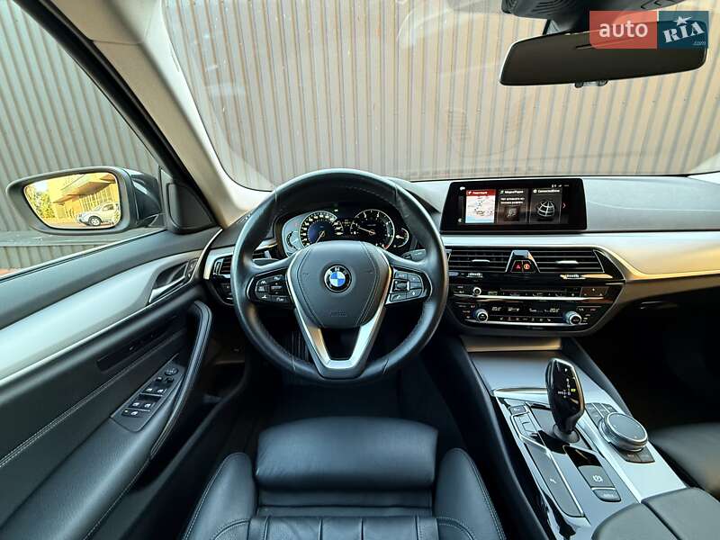 Седан BMW 5 Series 2017 в Одессе