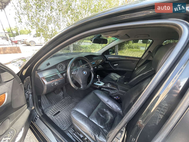 Седан BMW 5 Series 2008 в Южноукраинске