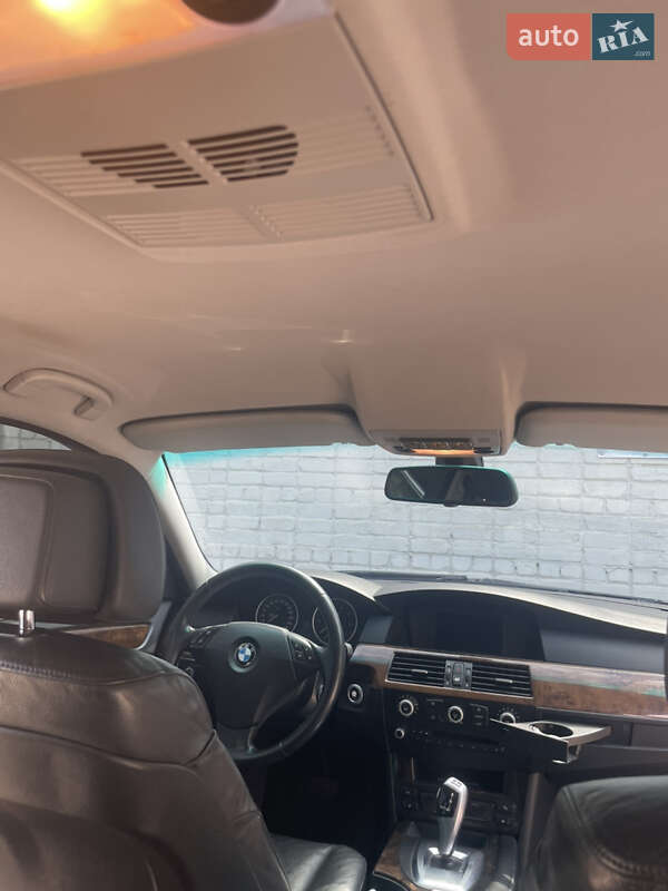 Седан BMW 5 Series 2008 в Южноукраинске