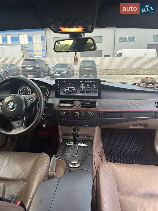 Седан BMW 5 Series 2005 в Львове
