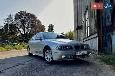 Седан BMW 5 Series 2001 в Києві