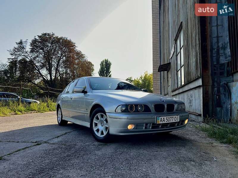 BMW 5 Series 2001 BMW 5 Series 2001
