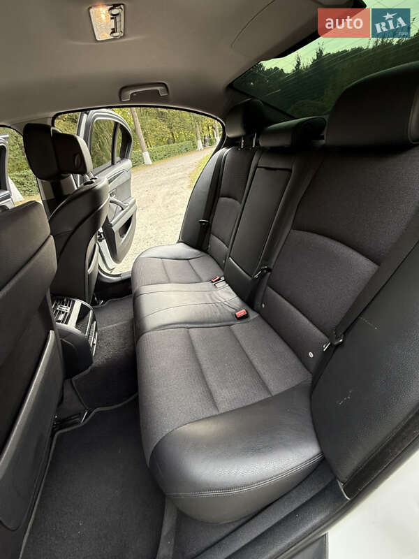Седан BMW 5 Series 2012 в Ильинцах фото 13 Седан BMW 5 Series 2012 в Ильинцах