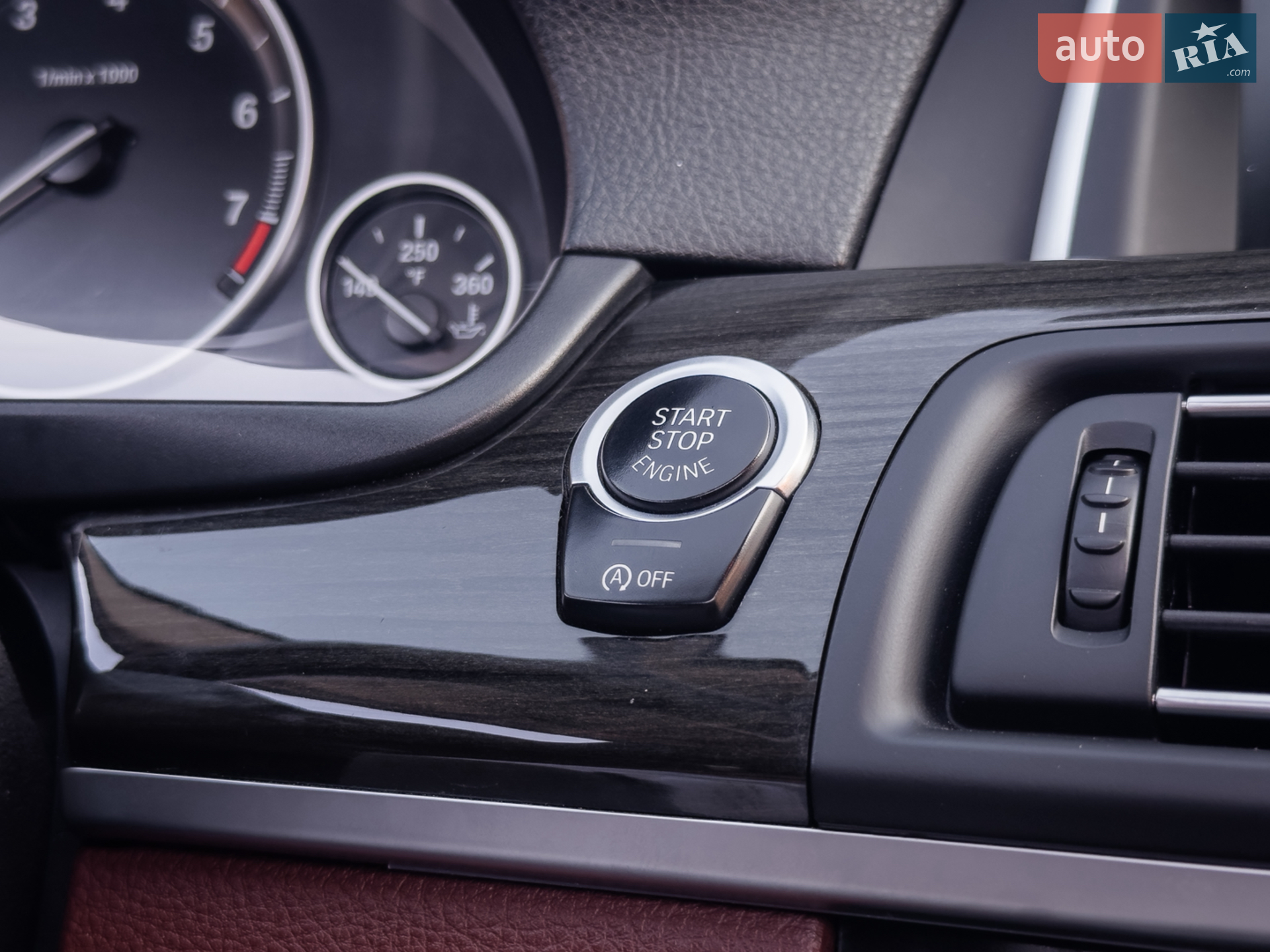 2014 BMW 5er - мініатюра 21