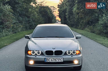 Седан BMW 5 Series 2001 в Львові