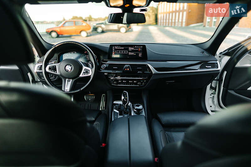Седан BMW 5 Series 2020 в Днепре