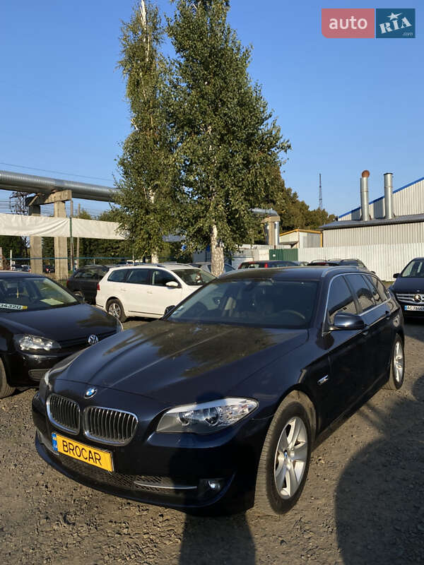 BMW 5 Series 2011