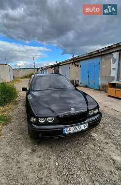 Універсал BMW 5 Series 2001 в Вараші