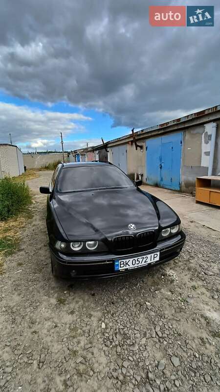 BMW 5 Series 2001