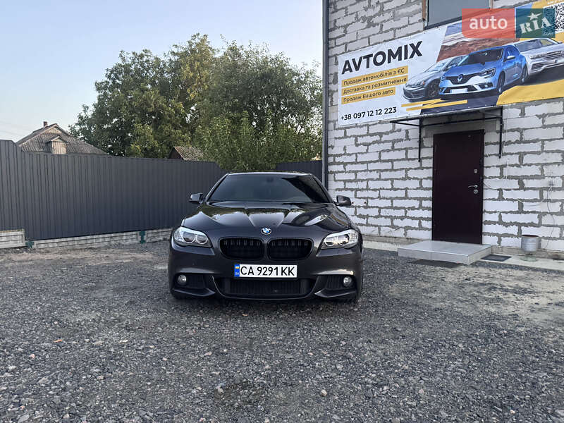 Седан BMW 5 Series 2012 в Звенигородке