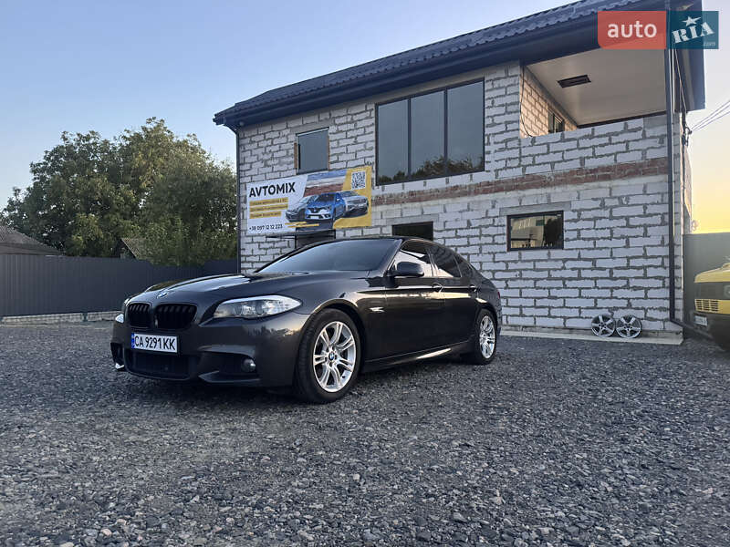 Седан BMW 5 Series 2012 в Звенигородке