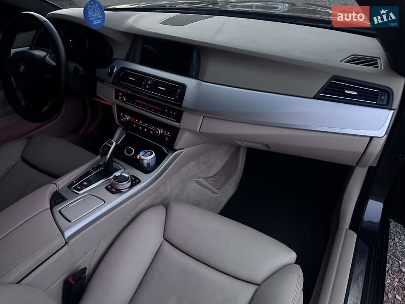 Седан BMW 5 Series 2012 в Звенигородке