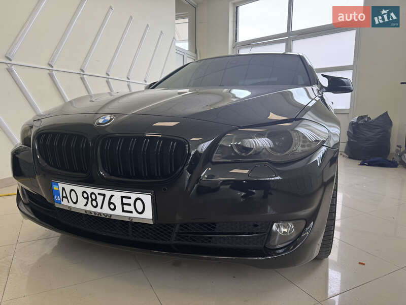 Седан BMW 5 Series 2011 в Мукачево фото 5 Седан BMW 5 Series 2011 в Мукачево