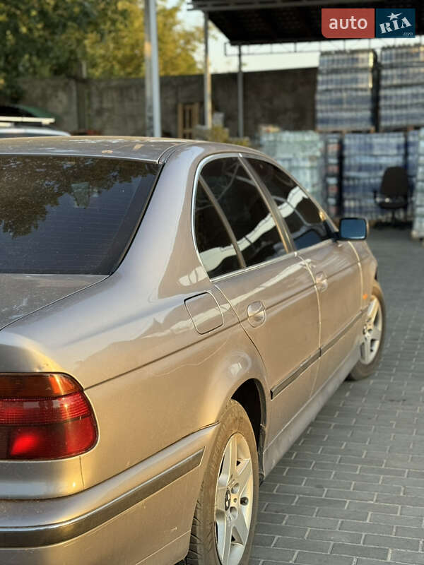 Седан BMW 5 Series 1996 в Камені-Каширському