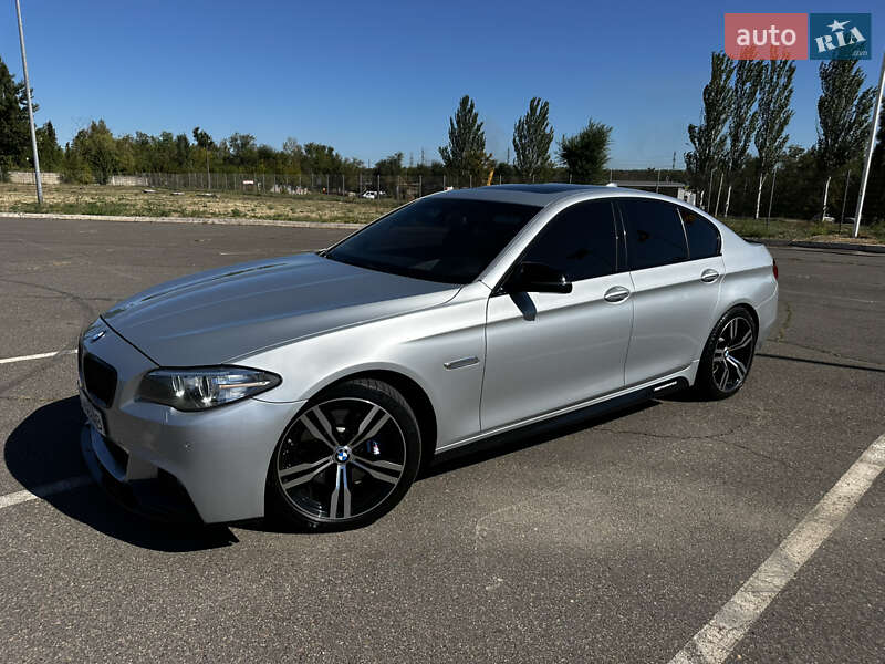 Седан BMW 5 Series 2014 в Кривом Роге