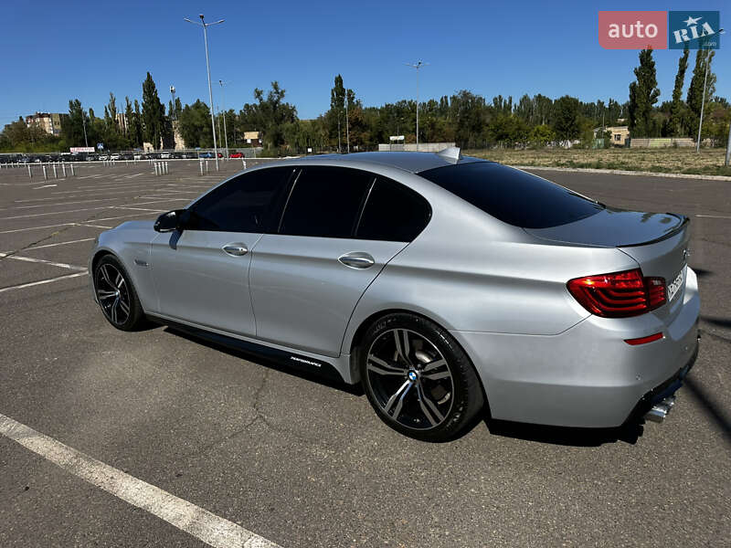 Седан BMW 5 Series 2014 в Кривом Роге