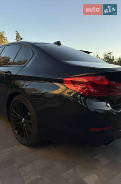 Седан BMW 5 Series 2019 в 