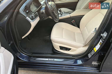 Седан BMW 5 Series 2013 в 