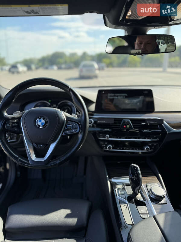 Седан BMW 5 Series 2018 в Киеве фото 38 Седан BMW 5 Series 2018 в Киеве