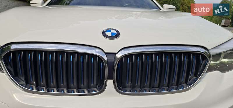 Седан BMW 5 Series 2018 в Ужгороде