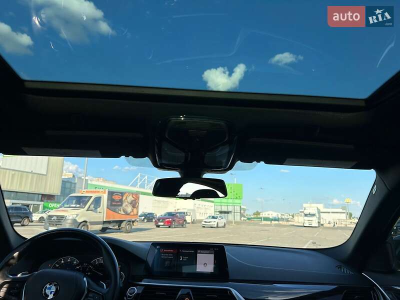 Седан BMW 5 Series 2018 в Киеве