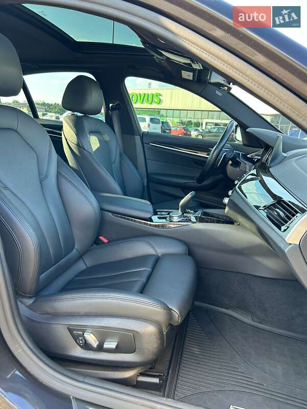 Седан BMW 5 Series 2018 в Киеве
