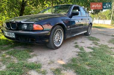Седан BMW 5 Series 1999 в Кореці