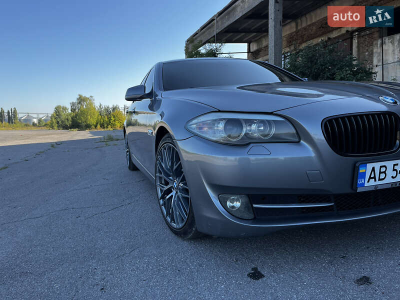 Седан BMW 5 Series 2010 в Вінниці